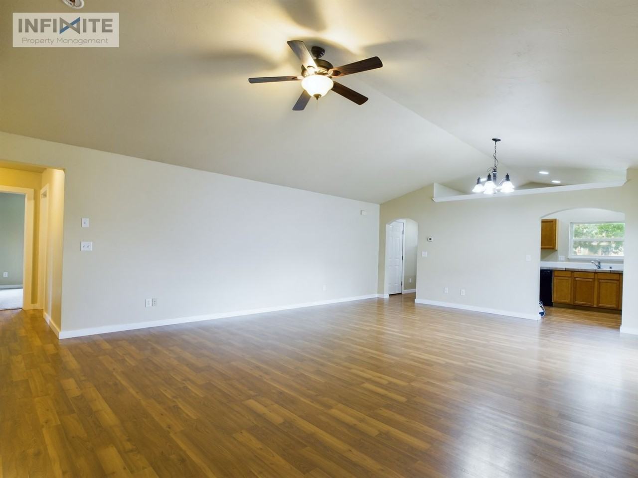 1113 Las Campanas Dr - Photo 7 of 16