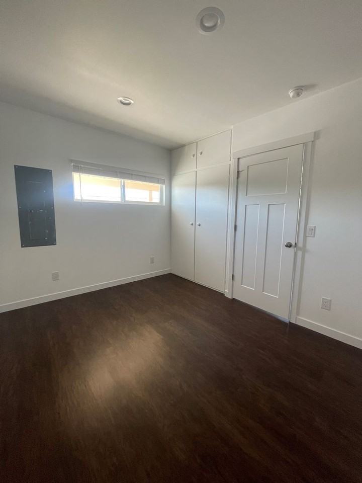 31 S Lee Ct - Photo 5 of 10