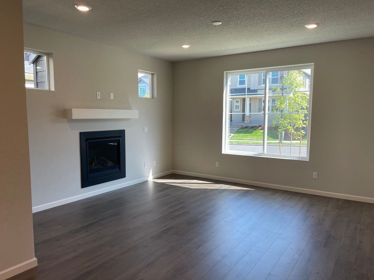 31351 Nw Brooking St - Photo 6 of 37