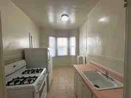 featured image of 1739 Oxford St #6