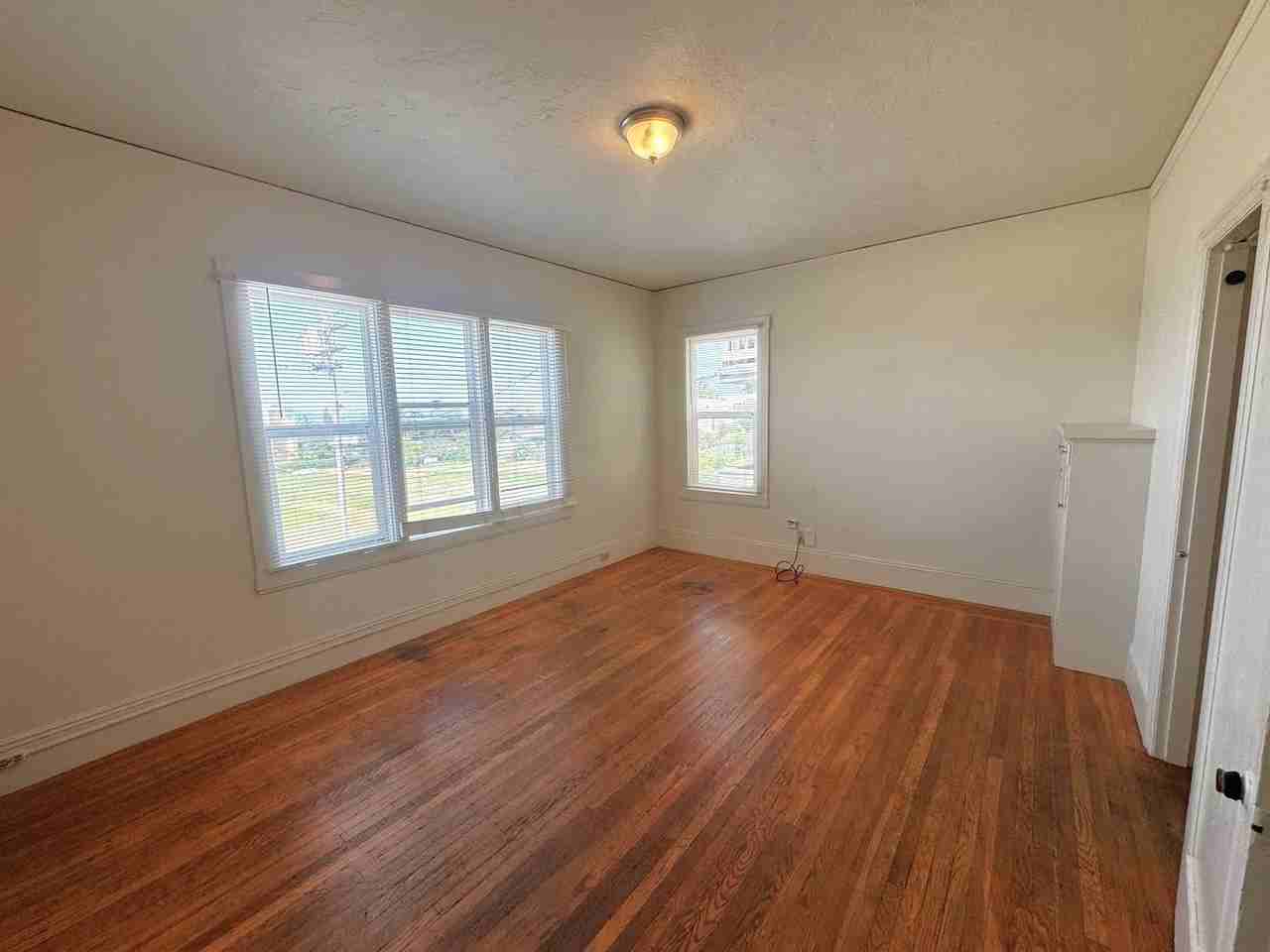 1739 Oxford St #6 - Photo 2 of 7