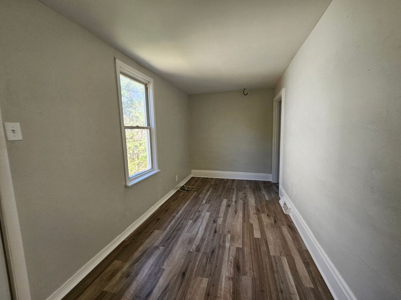 3948 Vinceton St - Photo 5 of 9