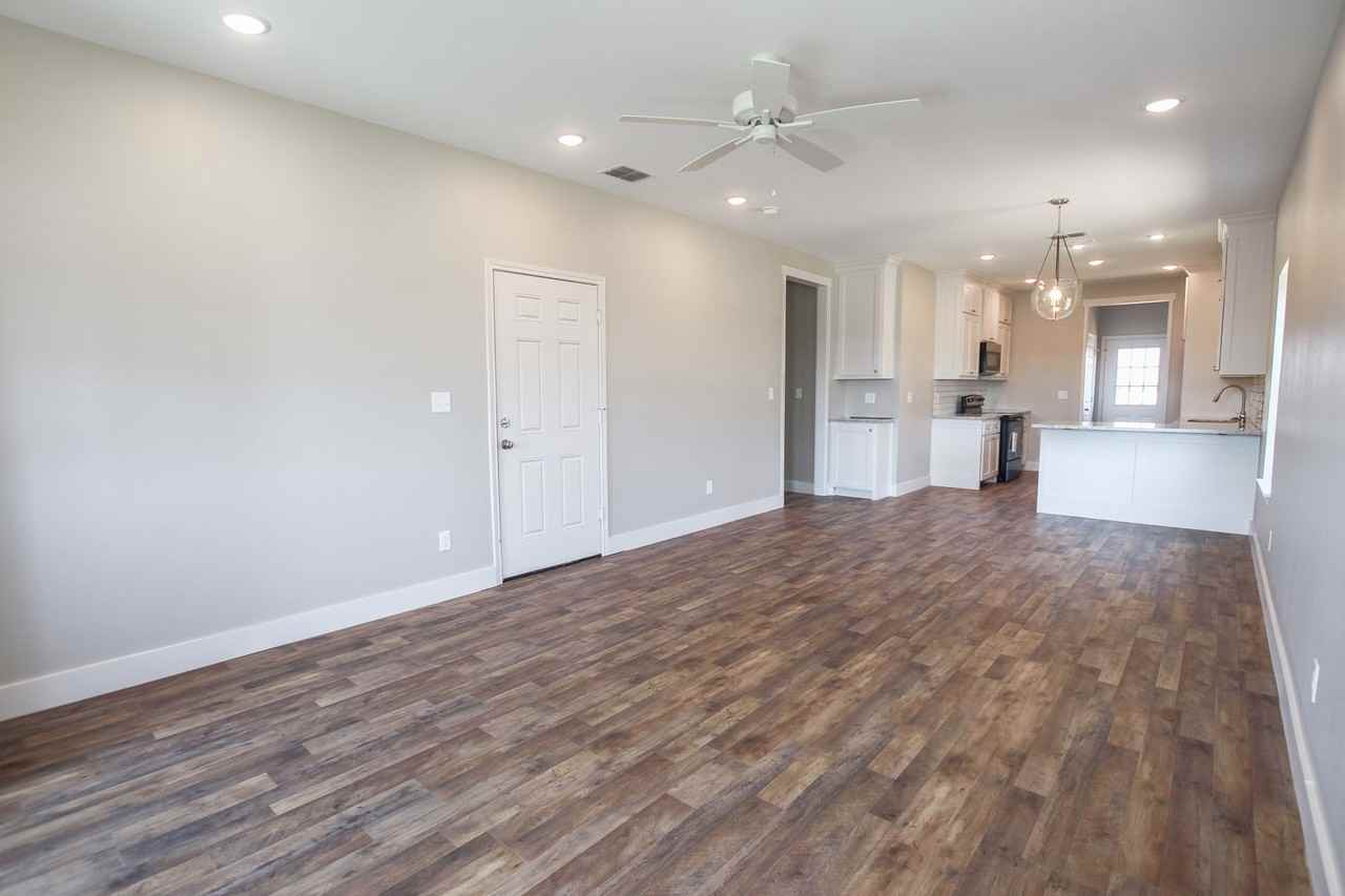 216 Nolan Farms Dr - Photo 3 of 22