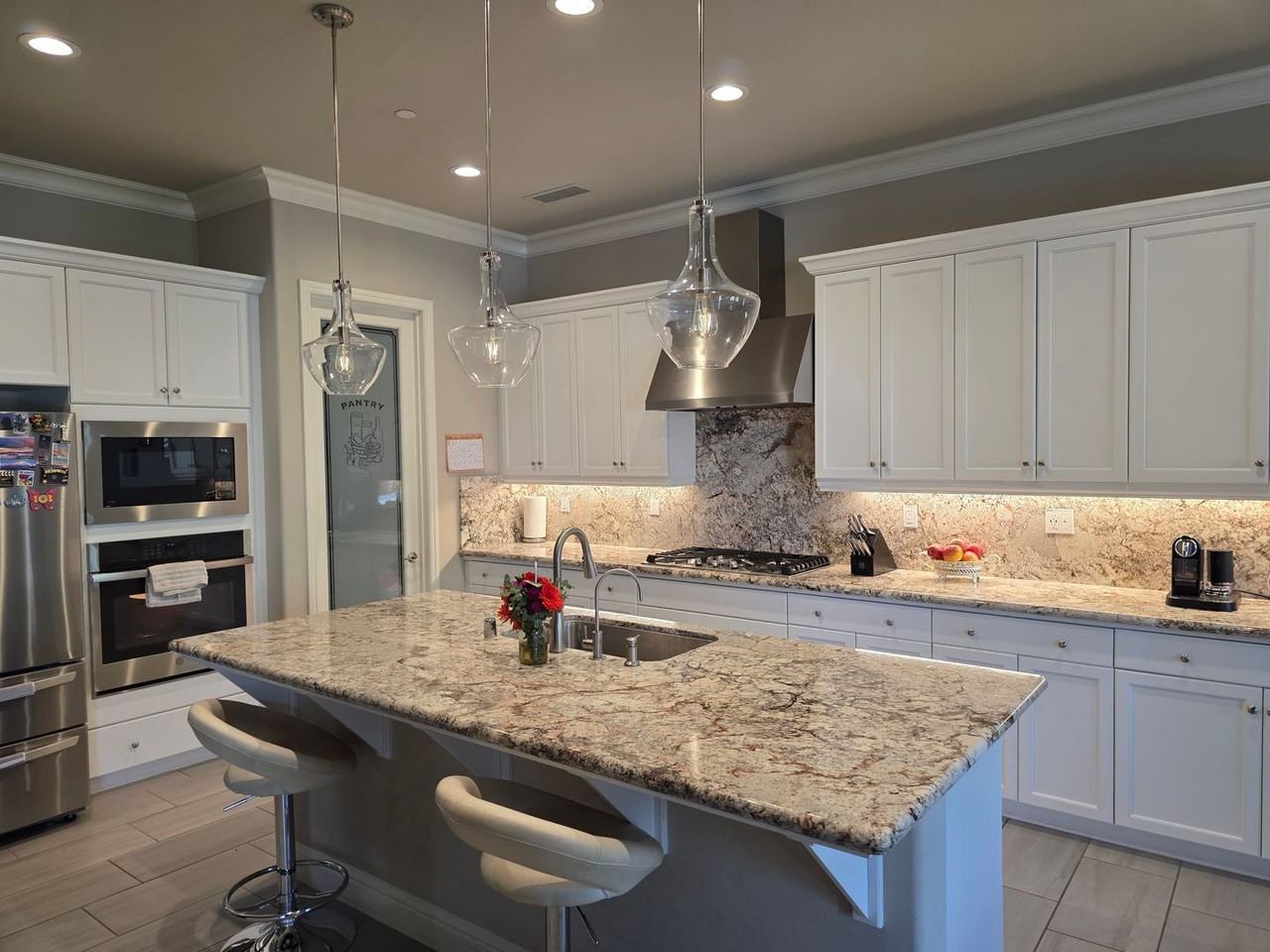 1394 N Graybark Ave - Photo 6 of 22