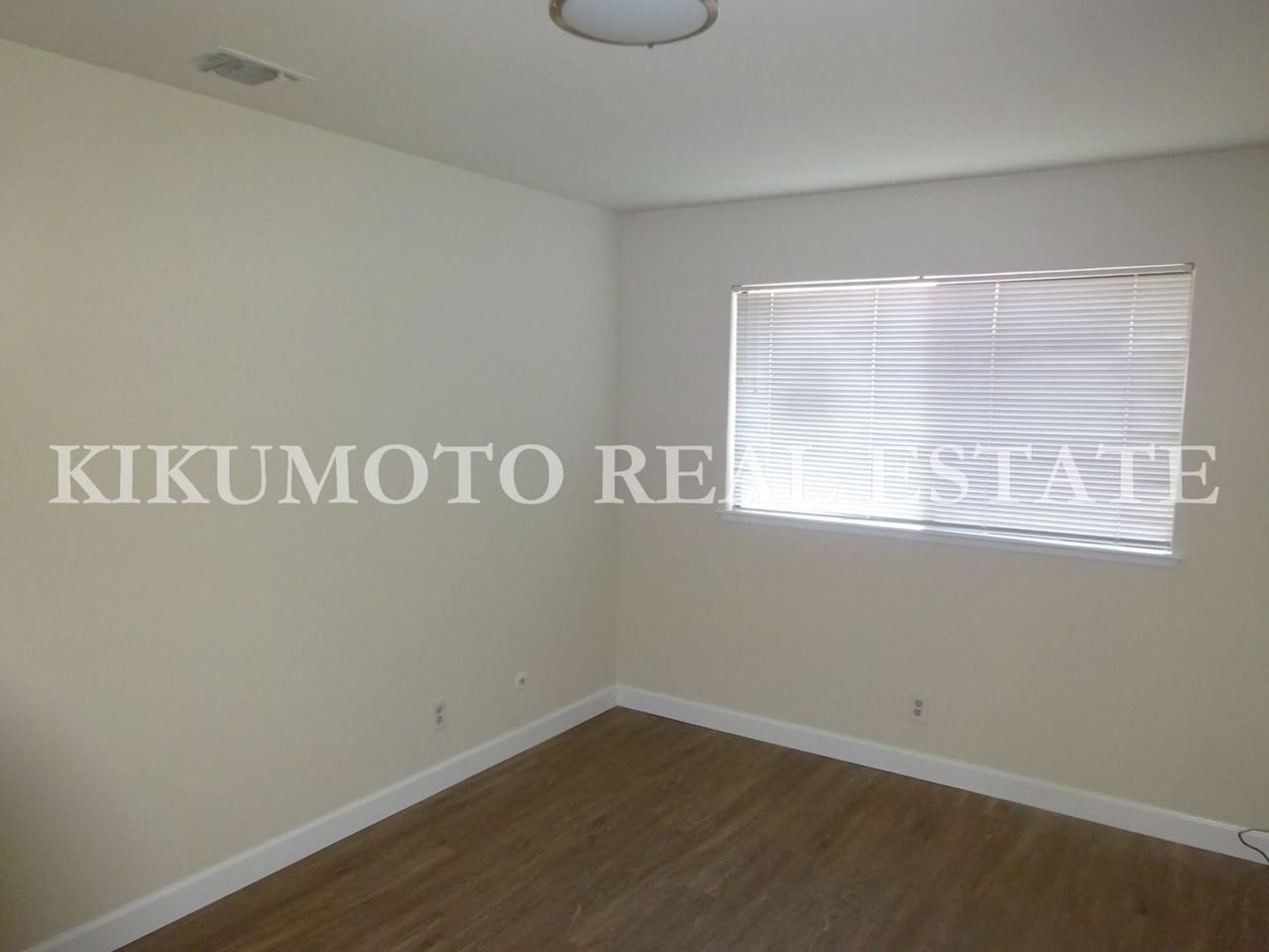 6891 Steamboat Way - Photo 6 of 16