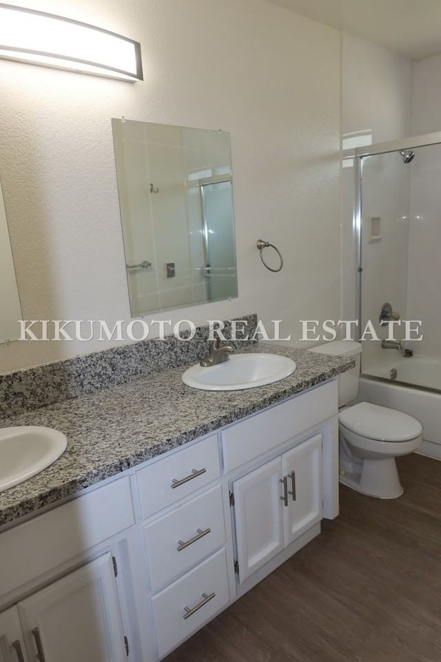 6891 Steamboat Way - Photo 7 of 16