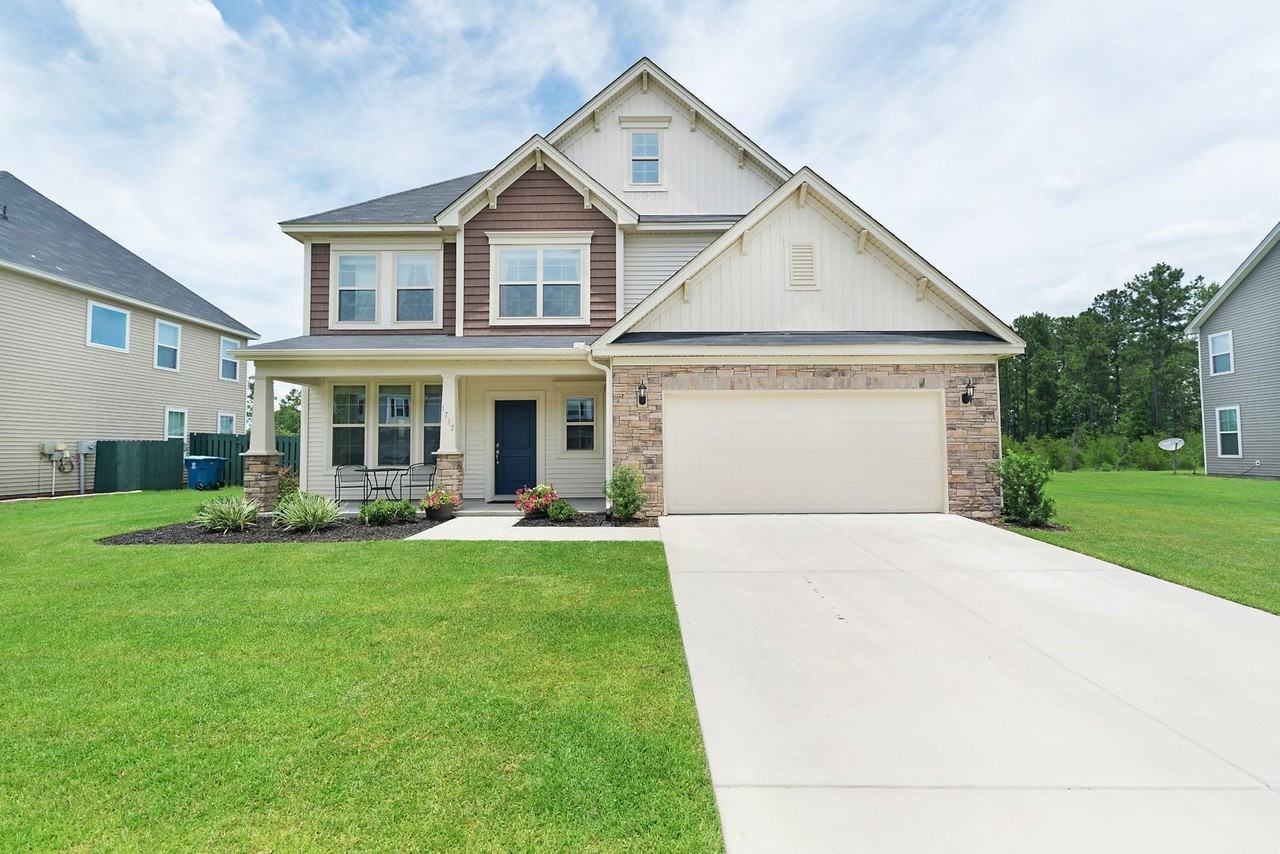 1717 Castleoak Dr - Photo 2 of 41