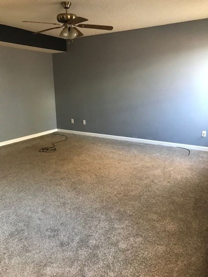 455 Widick St - Photo 5 of 22