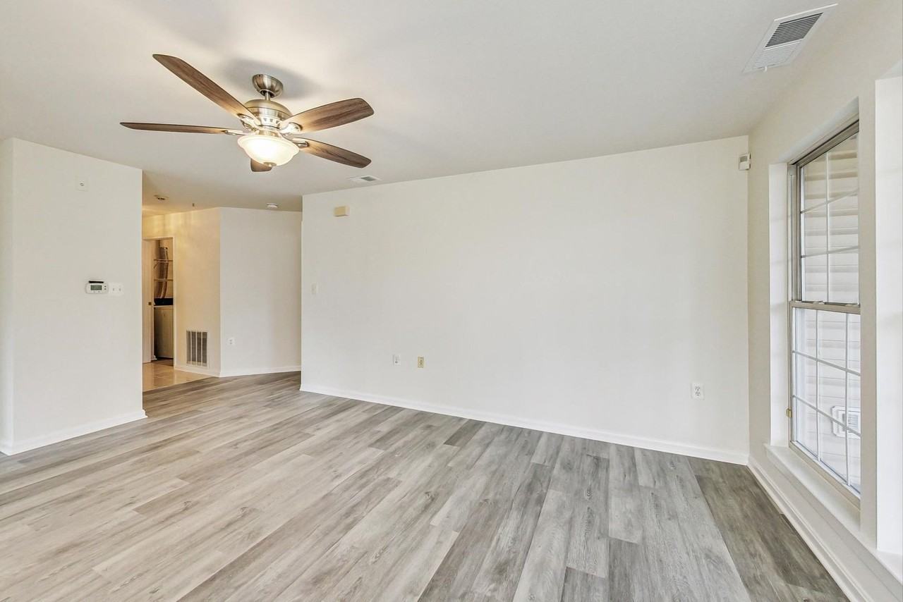 12000 Amber Ridge Circle #A102 - Photo 5 of 28