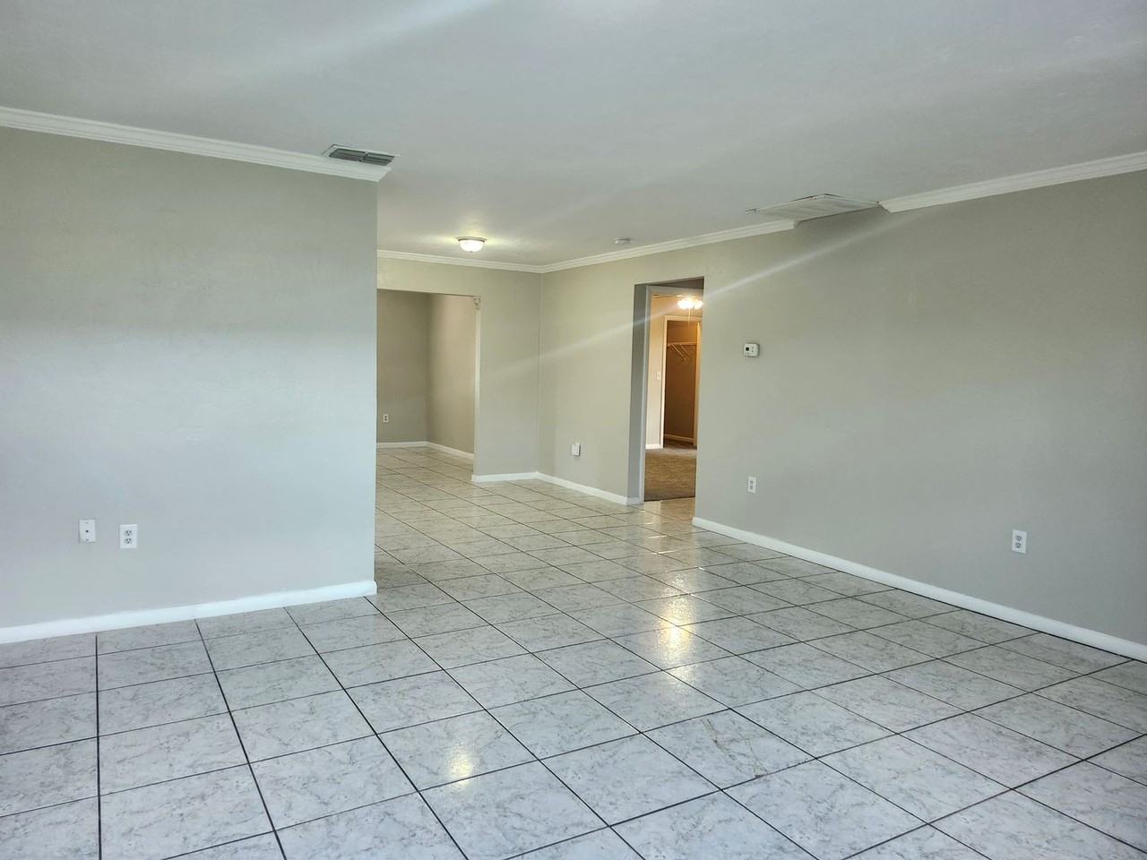 19393 Orchidtree Ct - Photo 4 of 21