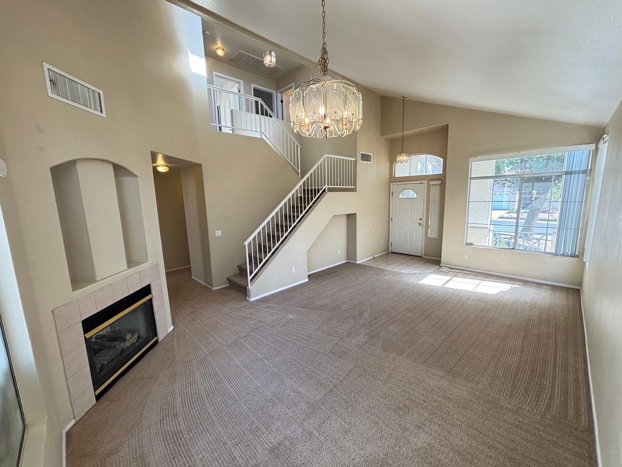 9809 Aspen Grove Pl - Photo 2 of 33