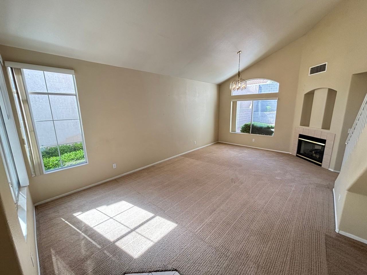 9809 Aspen Grove Pl - Photo 4 of 33