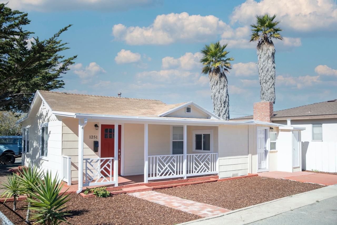 1251 Olympia Ave - Photo 2 of 11