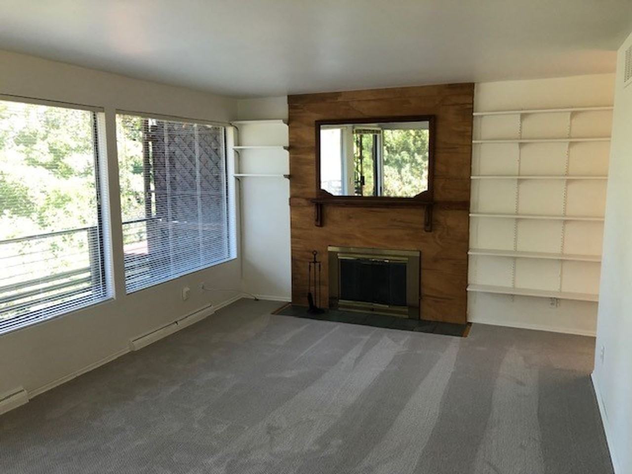 414 Raye St - Photo 3 of 16