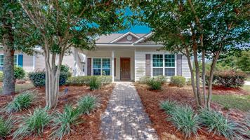 featured image of 176 Cornelia St