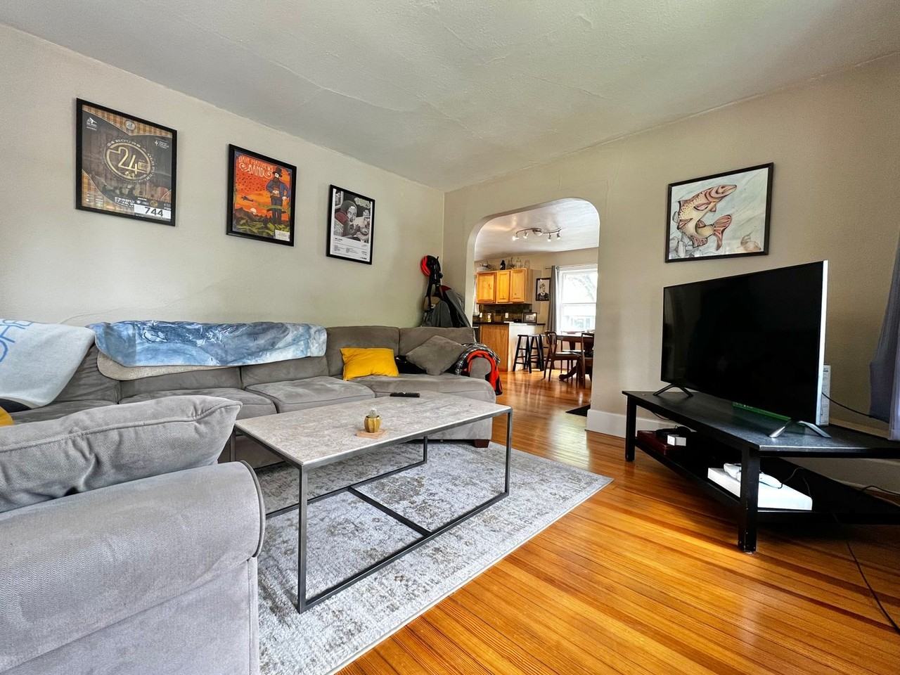 430 E Elizabeth St - Photo 3 of 18