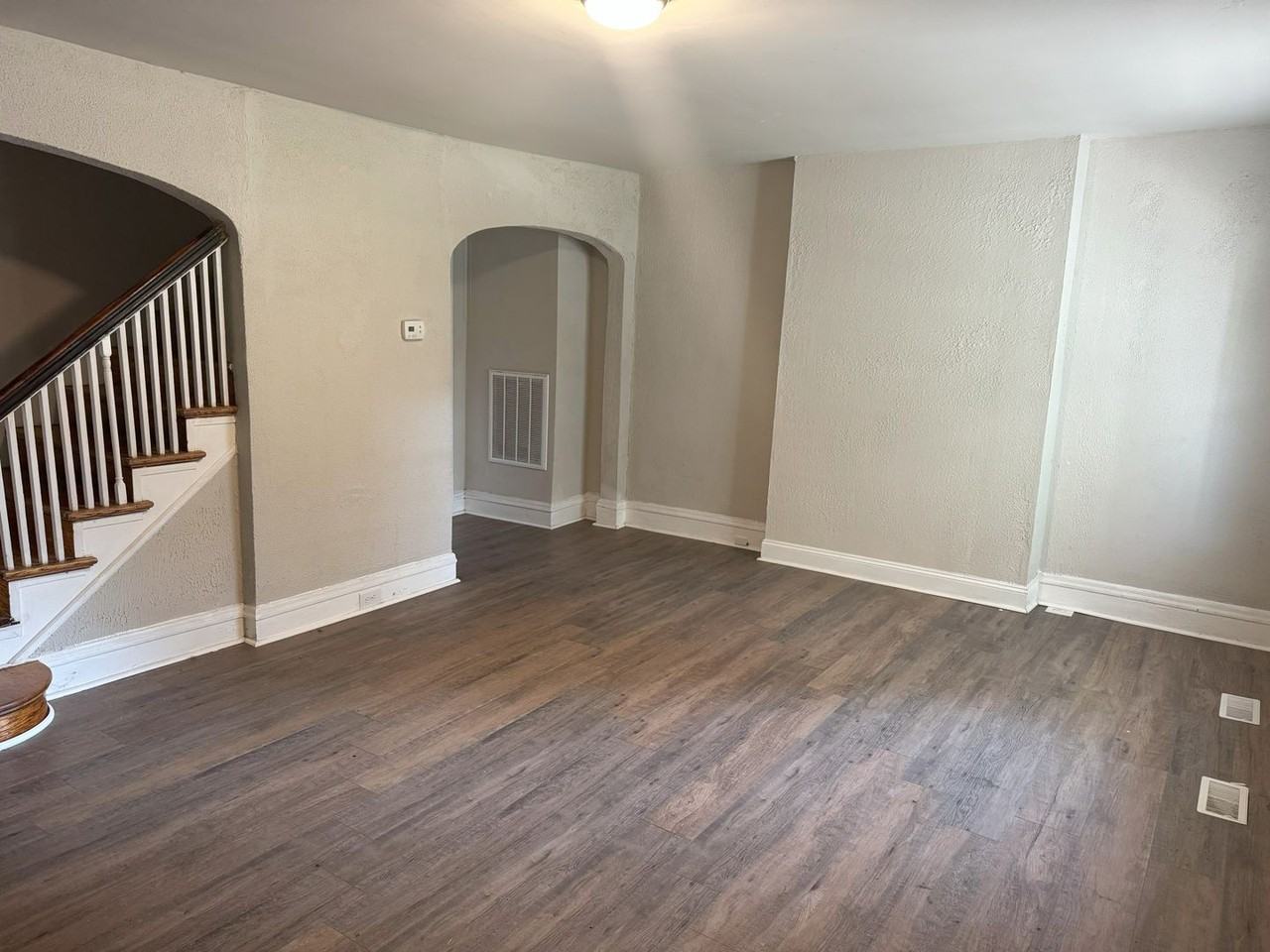2617 3rd Ave - Photo 2 of 12