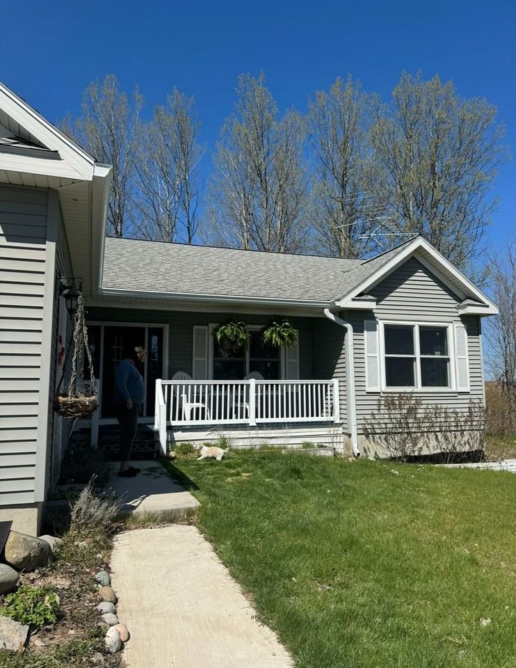 3220 S Lake Shore Dr - Photo 3 of 13