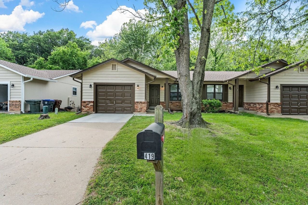 419 Omar Ct - Photo 2 of 36