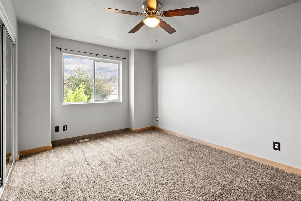 14 Ford Way - Photo 7 of 24