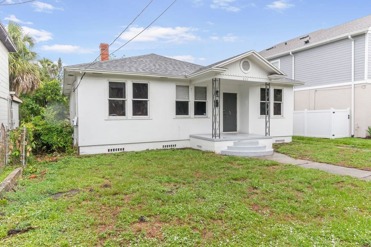 206 N Albany Ave - Photo 3 of 25