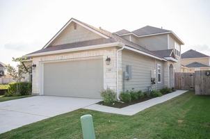 featured image of 129 Winding Hollow Ln
