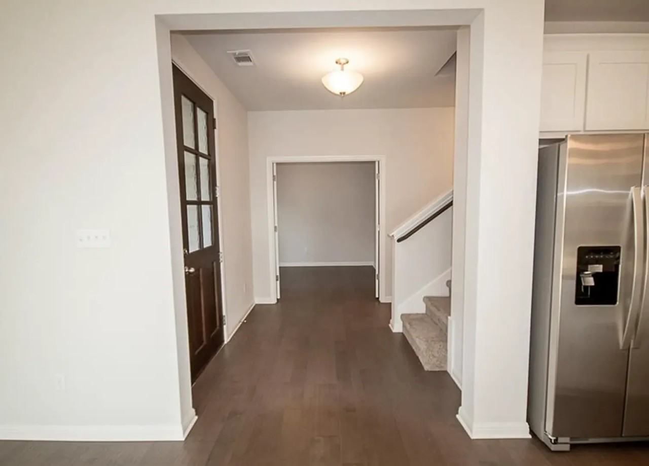 129 Winding Hollow Ln - Photo 7 of 34