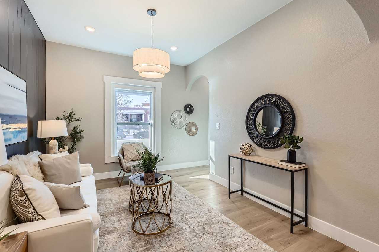 3120 N Race St - Photo 5 of 19