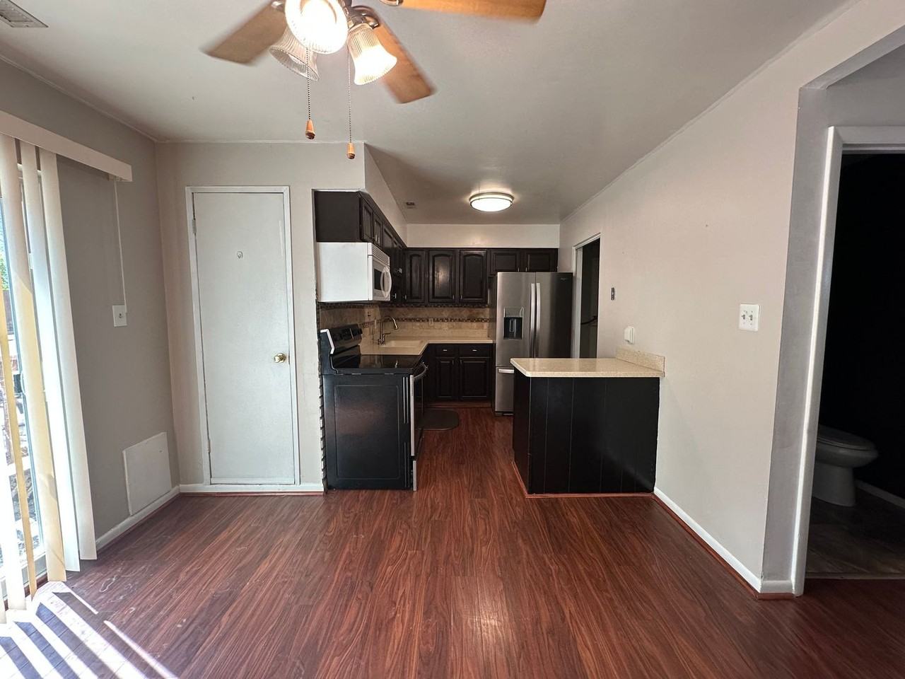 2143 Kimball Cir - Photo 6 of 17
