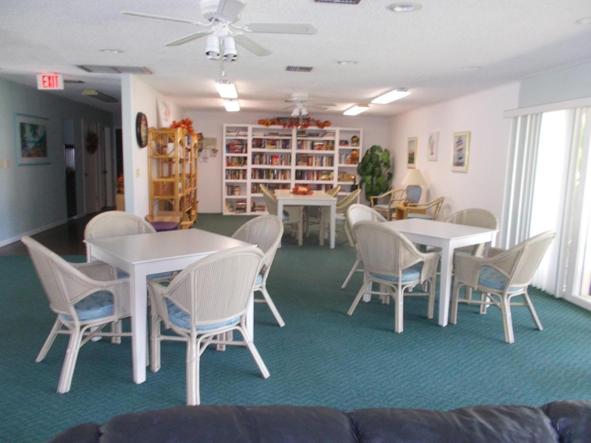 4261 Island Cir #NA - Photo 4 of 16