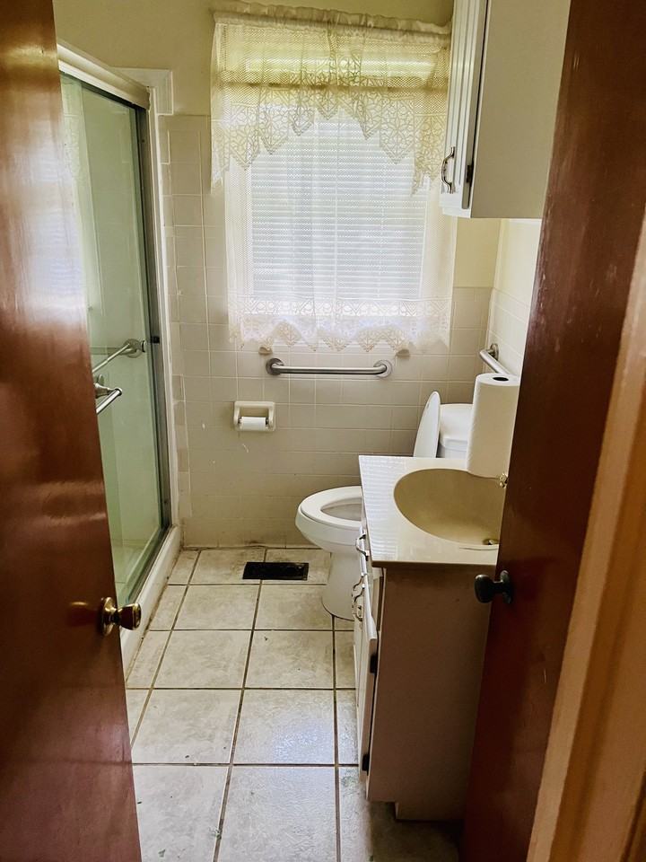 801 S Walker St #NA - Photo 6 of 22
