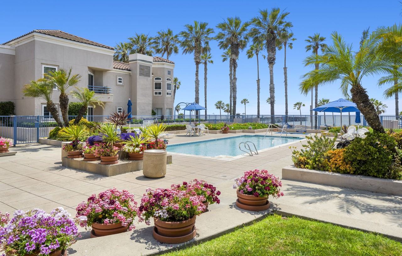 400 N Pacific St #110