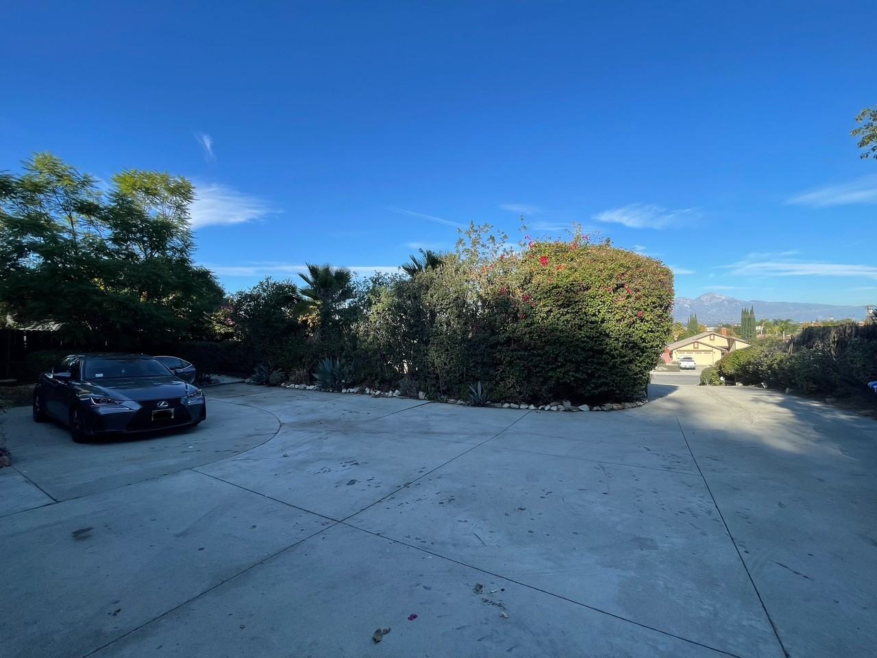 1868 W Phillips Dr #NA - Photo 2 of 30