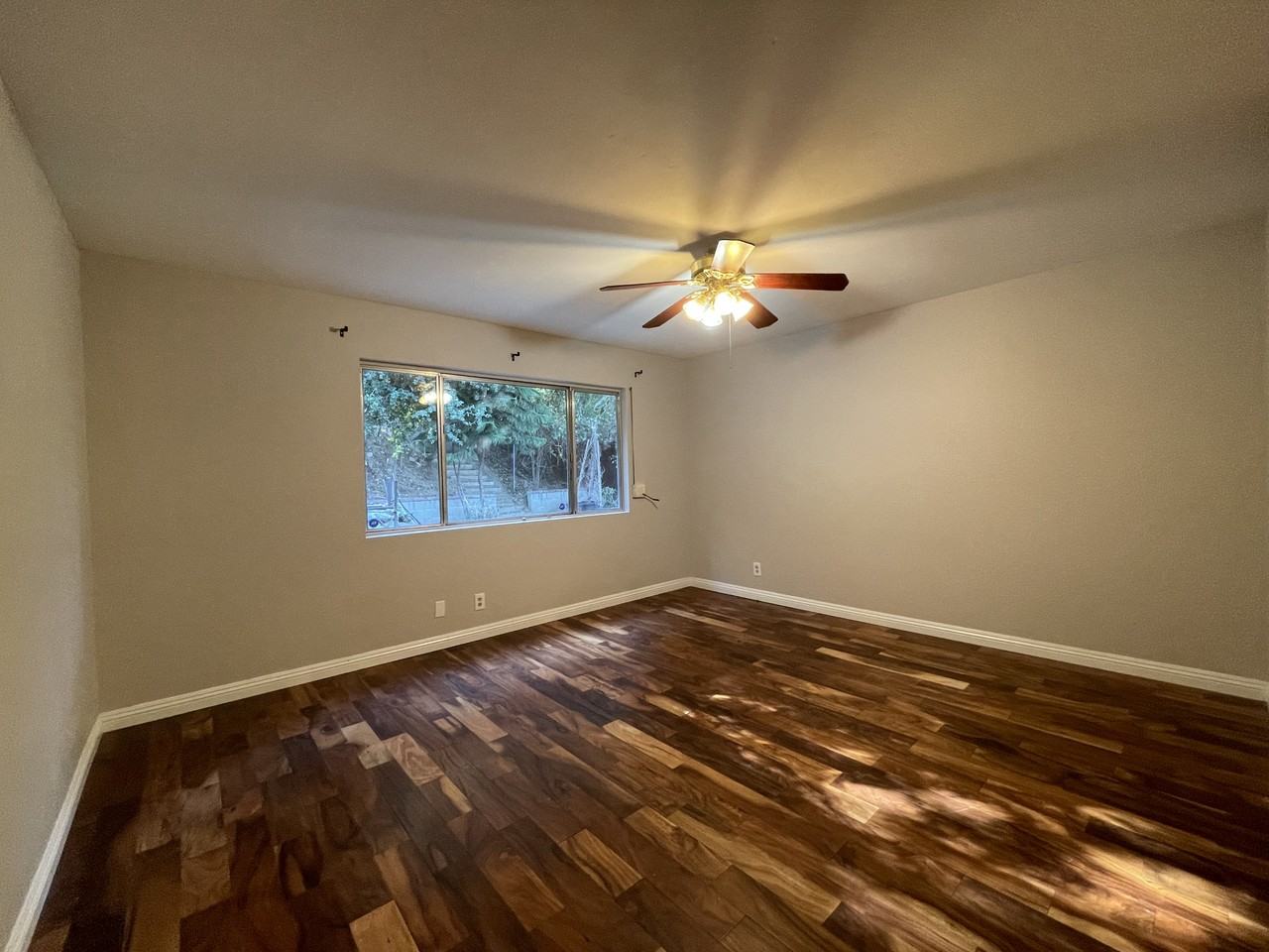 1868 W Phillips Dr #NA - Photo 7 of 30