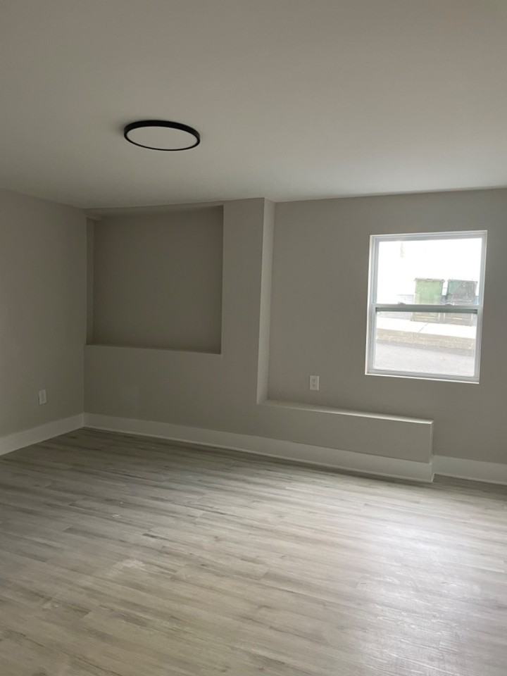 178  Cabarrus Avenue East - Photo 6 of 9