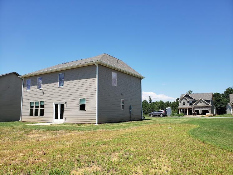 208 Cornwell Way - Photo 3 of 20