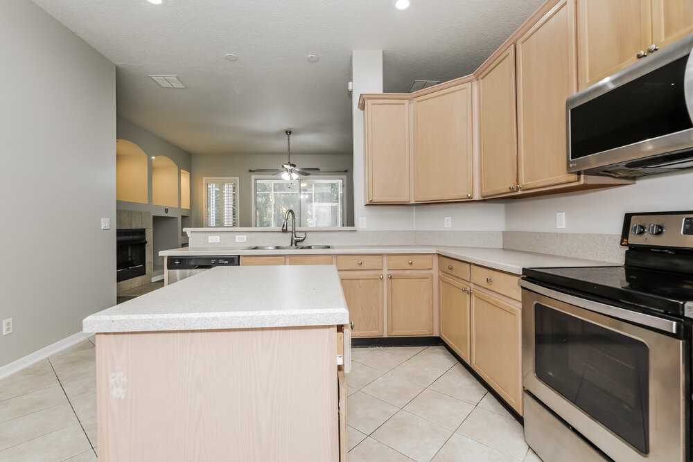 923 Mystic Harbor Dr - Photo 7 of 16