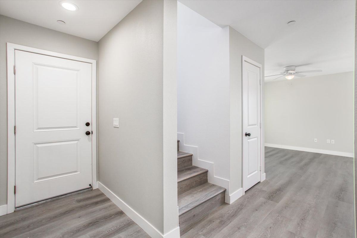 66079 Cahuilla Ave ##1 - Photo 2 of 16