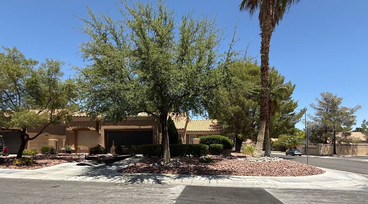 8524 Willowrich Dr - Photo 2 of 17