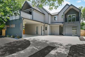 featured image of 935 E 51st St