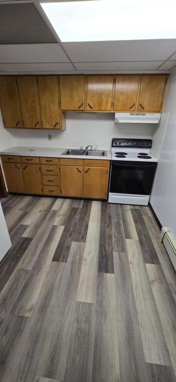 110 N Main St - Photo 3 of 12