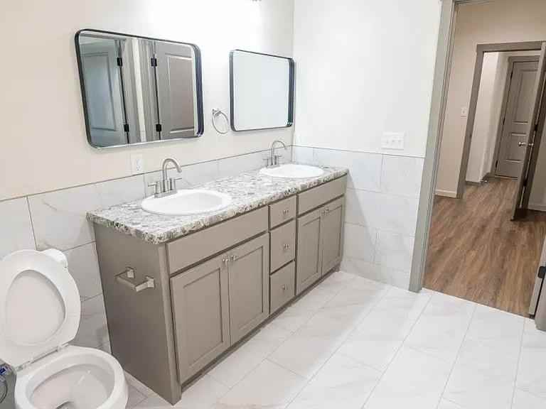 4 Emerald Ct - Photo 4 of 16