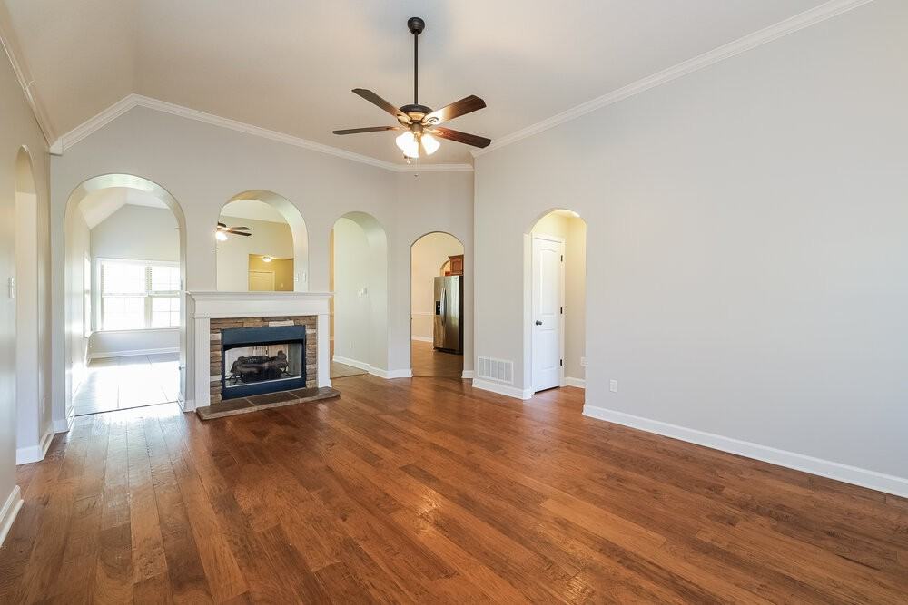 5279 Conifer View Ln - Photo 5 of 17