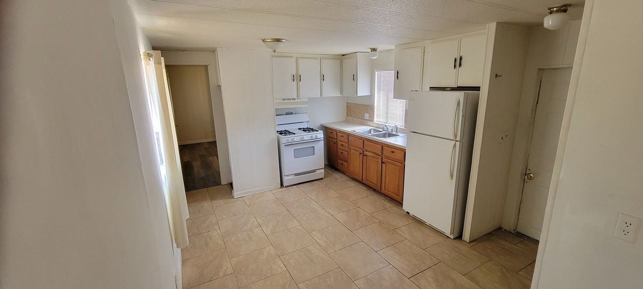 2781 Evan Hewes Hwy - Photo 2 of 9