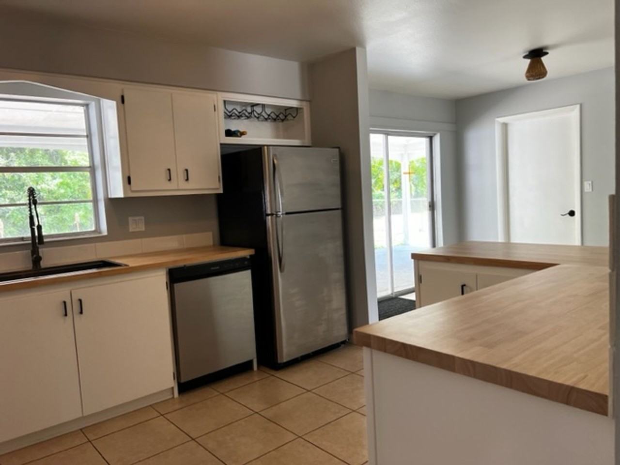 2905 Vassar St - Photo 2 of 27