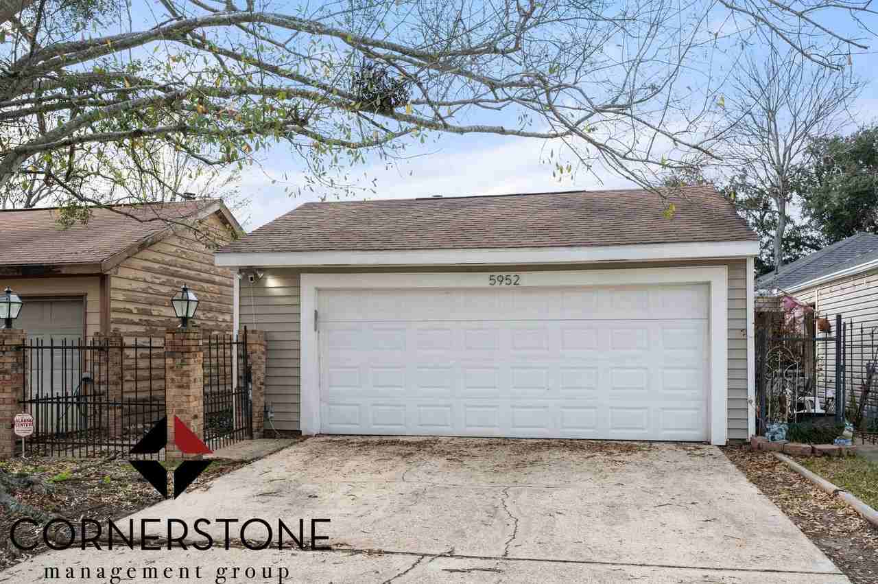 5952 Fort Clarke Dr N - Photo 5 of 16