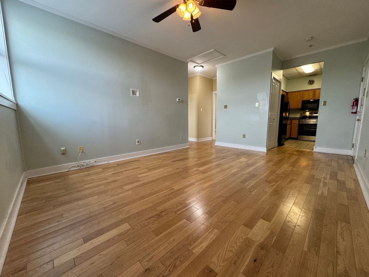 535 Main St - Photo 5 of 25