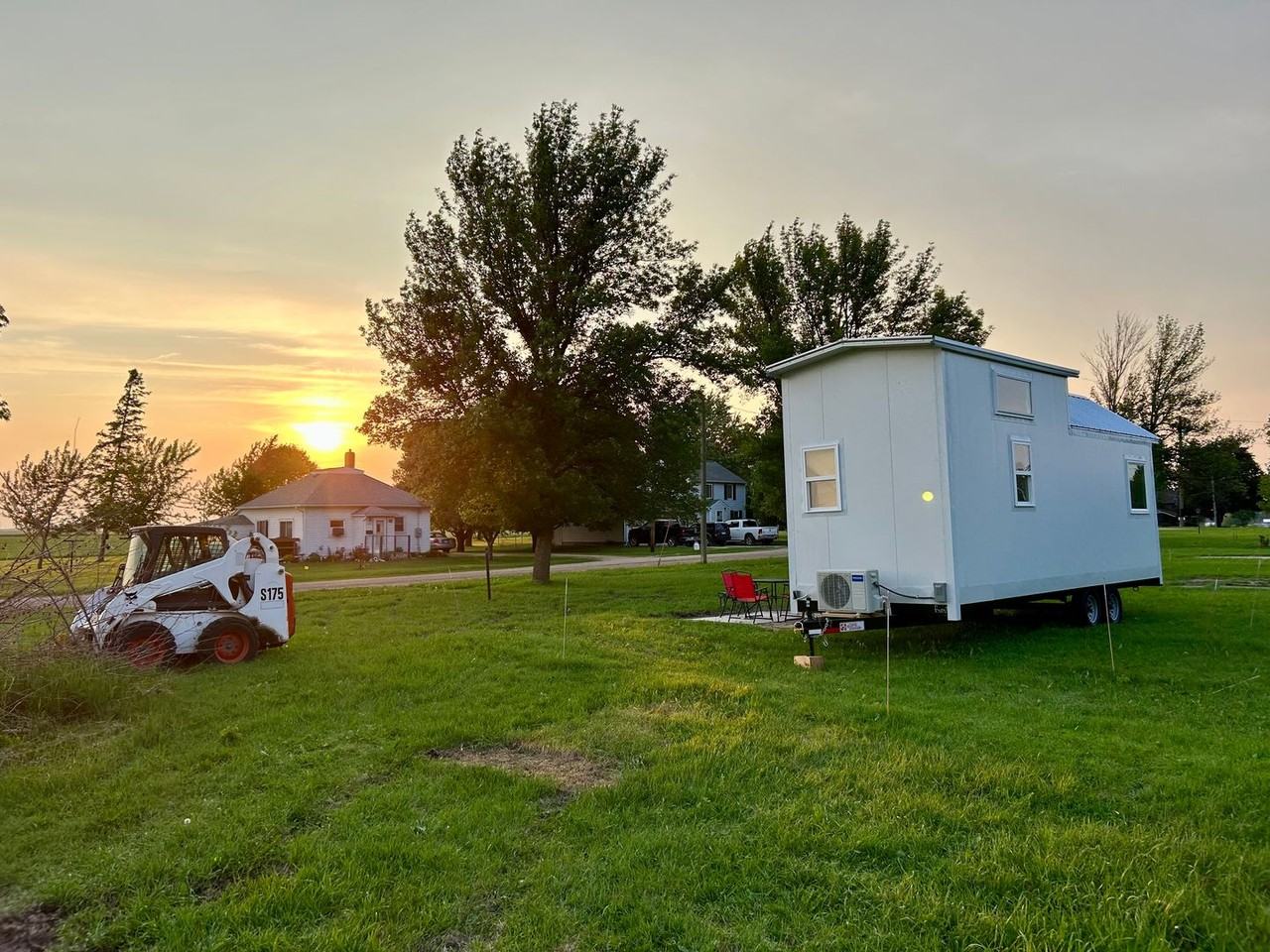 301 South Prairie Street - Photo 6 of 13