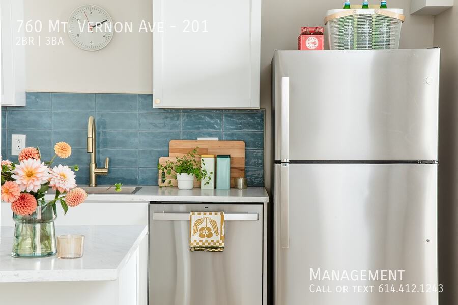 760 Mount Vernon Ave #203 - Photo 6 of 32