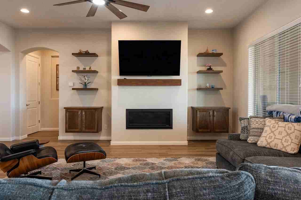 1720 Mount Hood Trl Nw #NA - Photo 4 of 43